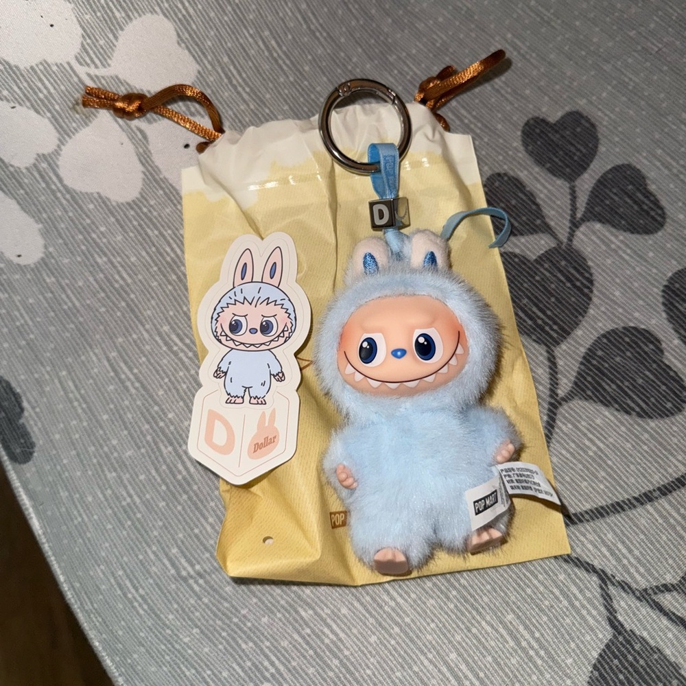 Labubu Pin For Love - Letter D Blue